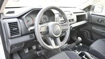 Mitsubishi L200 L200 SC MT 2.4 Diesel 2026-9