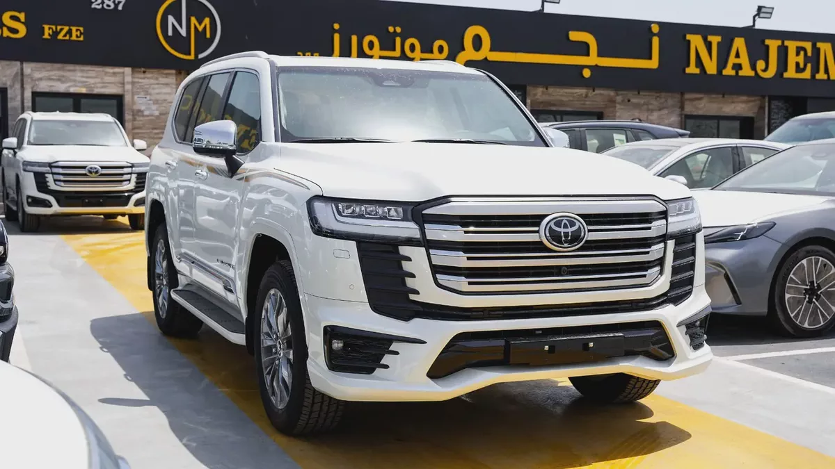 2026 Toyota Land Cruiser VXR 4.0L GCC Specs-1-1