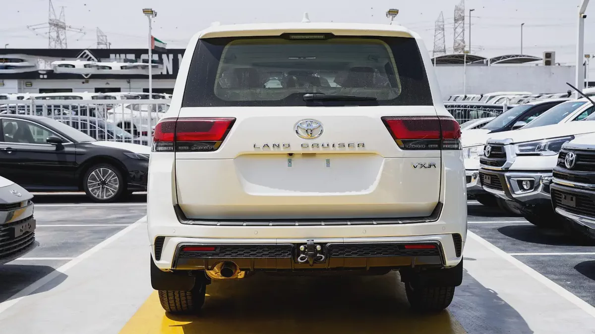 2026 Toyota Land Cruiser VXR 4.0L GCC Specs-3-3