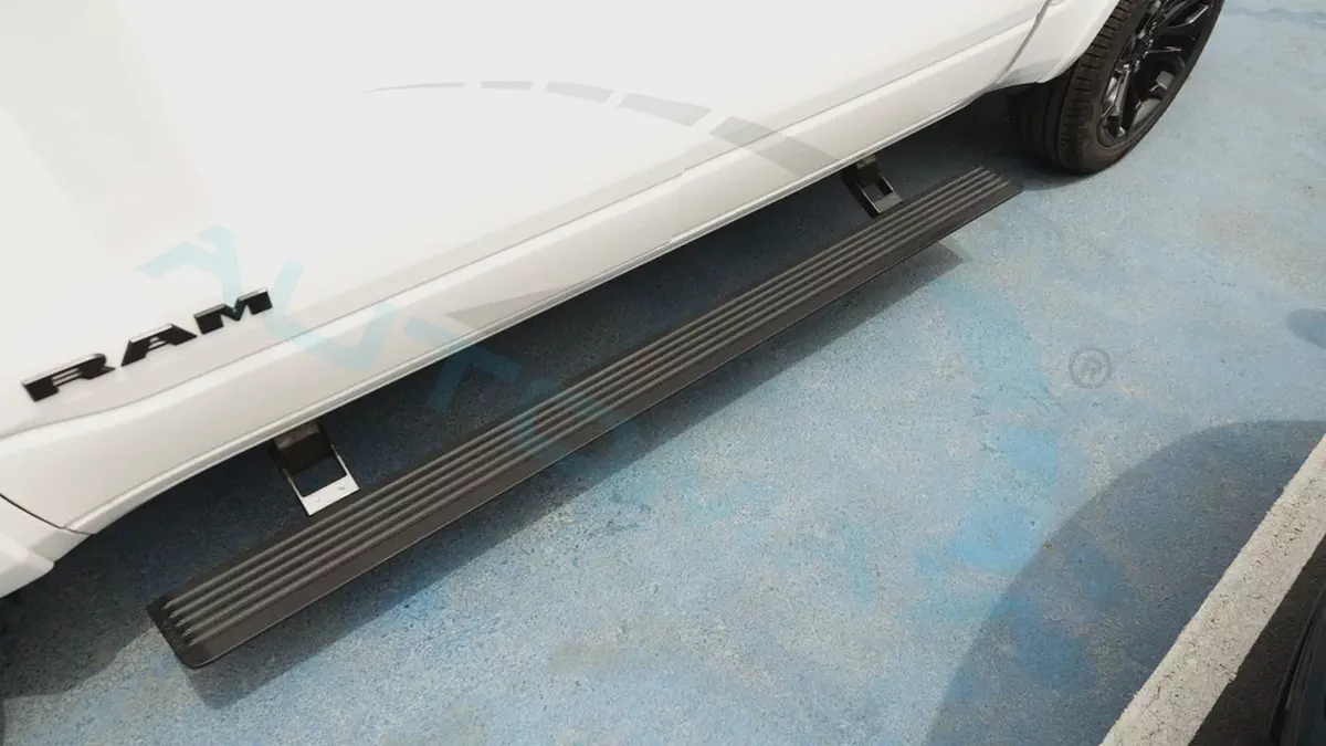 ( For Export / Car With Multigate ) 2026/2026 RAM 1500 LIMITED CREW CAB SST H.O 3.0TT GCC BRAND NEW-17-17