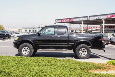 2000 - TOYOTA TUNDRA 4X4 - IMMCULATE CONDITION - ONLY 82,000 KM-3