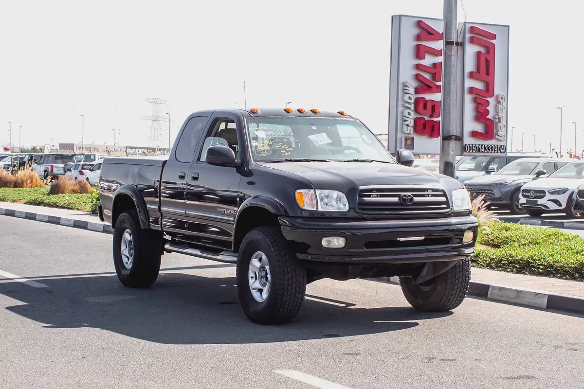 2000 - TOYOTA TUNDRA 4X4 - IMMCULATE CONDITION - ONLY 82,000 KM-0-0