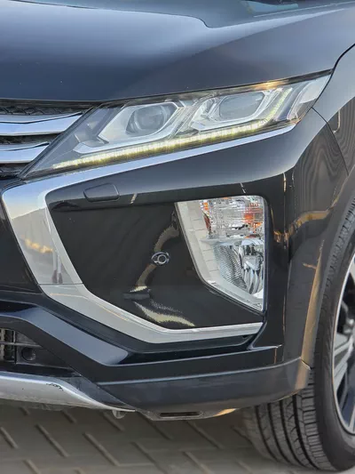 Mitsubishi Eclipse Cross GLX 2018 | GCC Specs | Well Maintained-4