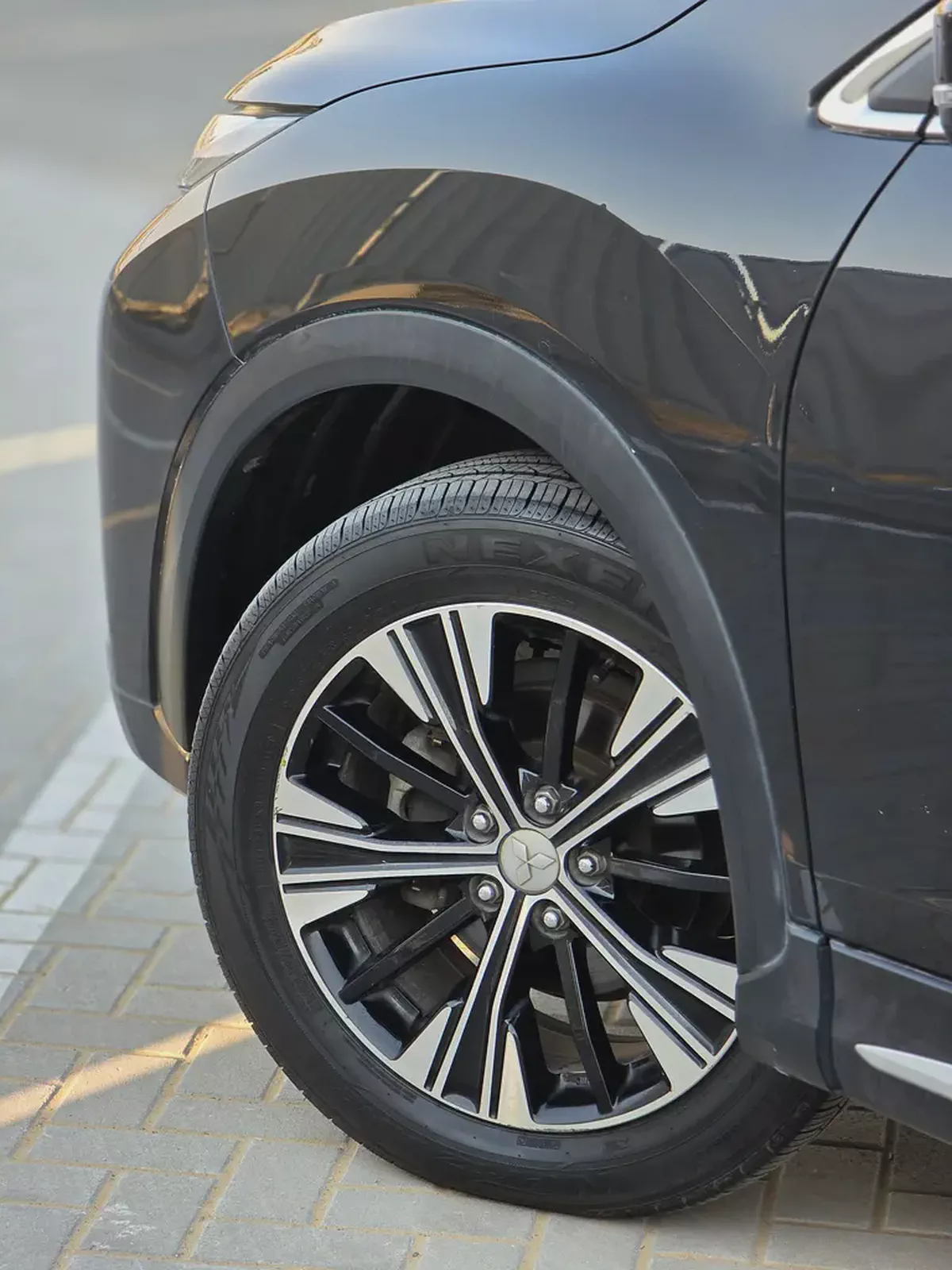 Mitsubishi Eclipse Cross GLX 2018 | GCC Specs | Well Maintained-2-2