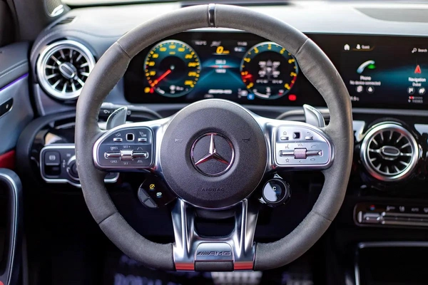 3,435 P.M | 0% DownPayment | Merc Warranty+Service | 4Matic+