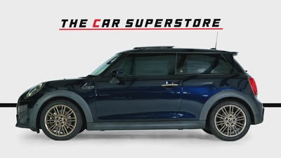 Mini Cooper S -Jubilee Edition- GCC-Mini Cooper Service History Available-Just Been Service-Special-4