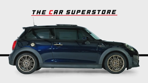 Mini Cooper S -Jubilee Edition- GCC-Mini Cooper Service History Available-Just Been Service-Special