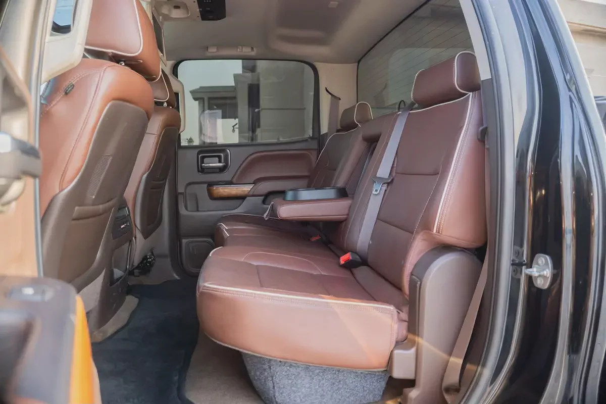 2015 Chevrolet Silverado 1500 High Country | GCC Specs-19-19