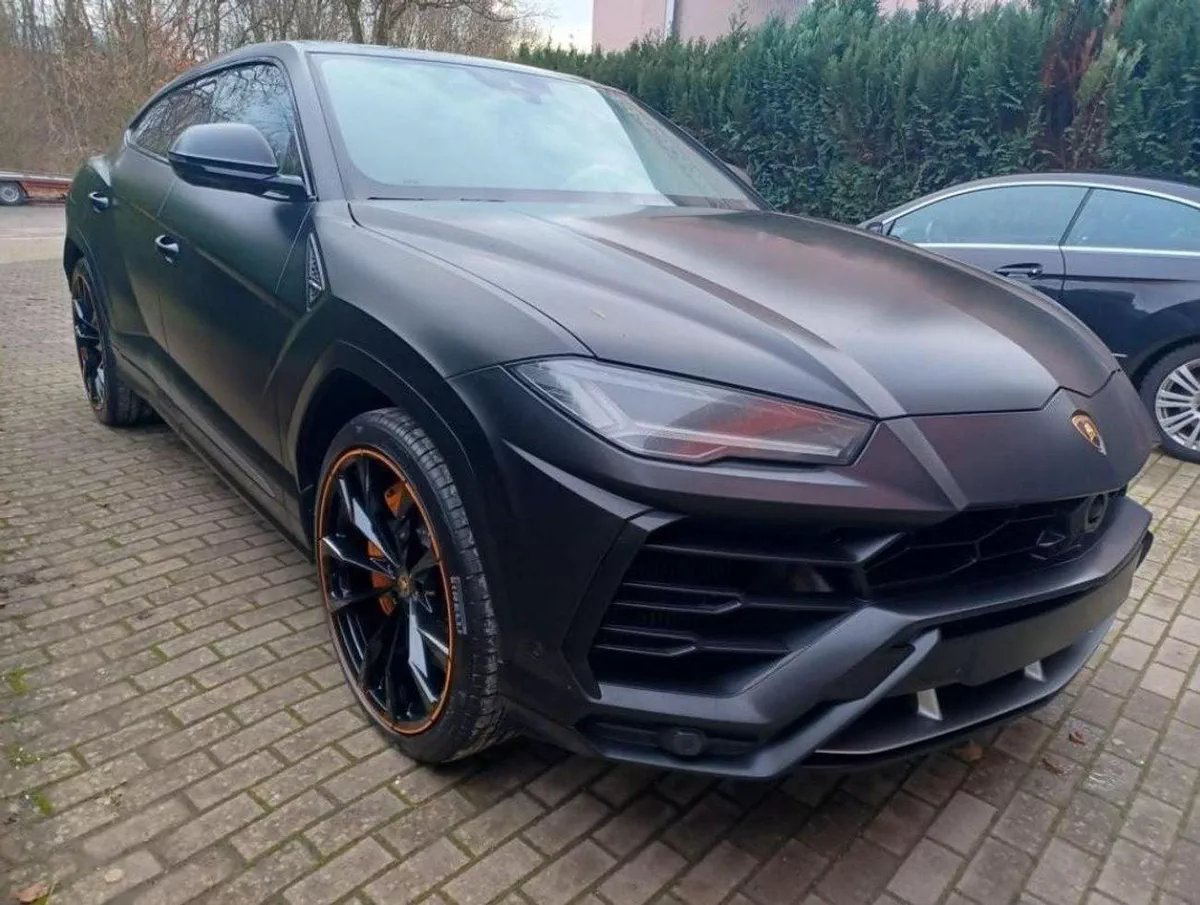Lamborghini Urus STD Graphite Capsule-2-0