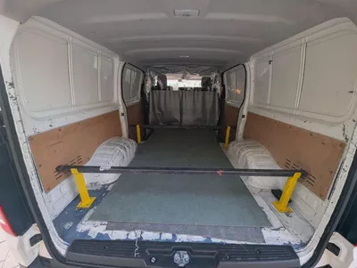 Toyota Hiace 2021 Panel Van GCC Specs - Premium Condition Low KM Avaliable With Bank Finance-12