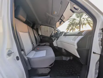 Toyota Hiace 2021 Panel Van GCC Specs - Premium Condition Low KM Avaliable With Bank Finance-7
