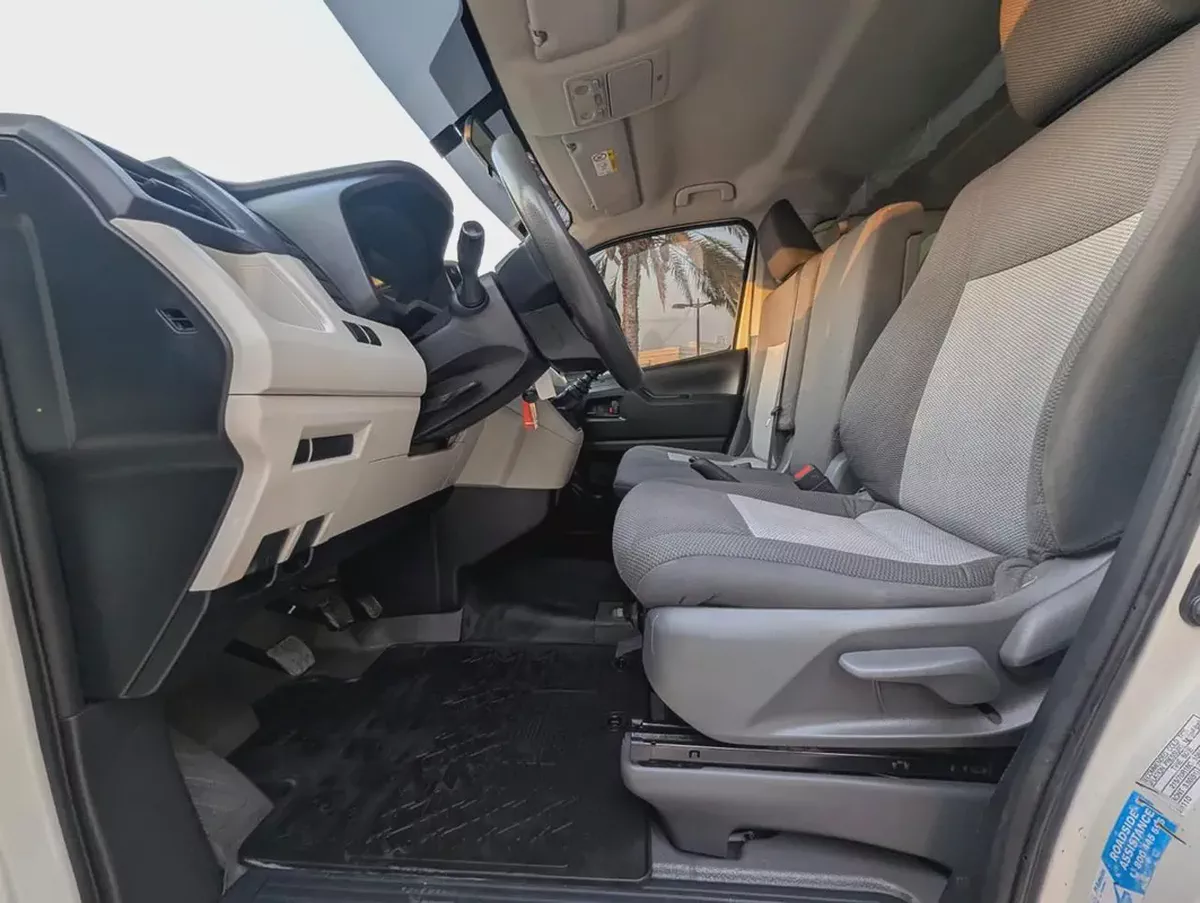Toyota Hiace 2021 Panel Van GCC Specs - Premium Condition Low KM Avaliable With Bank Finance-6-6