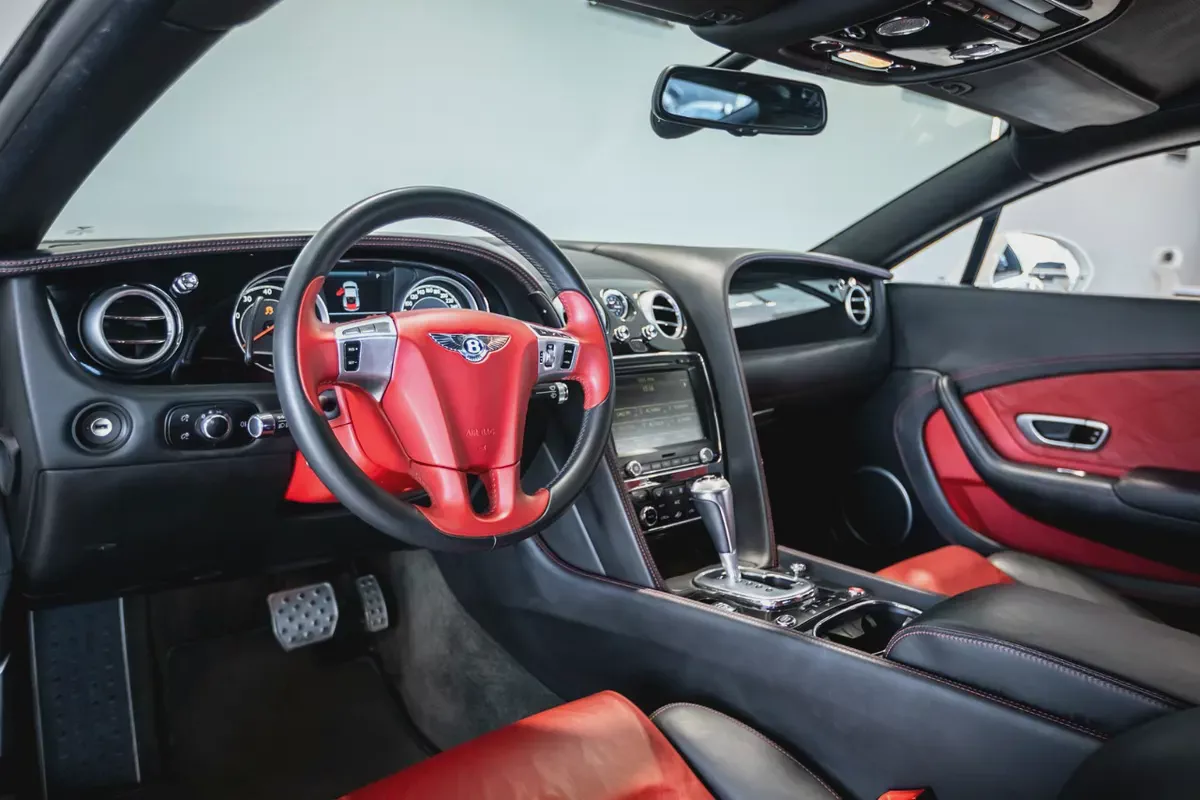 Bentley Continental GT | 2015 | GCC Specs | Full Option | Excellent Condition-10-10