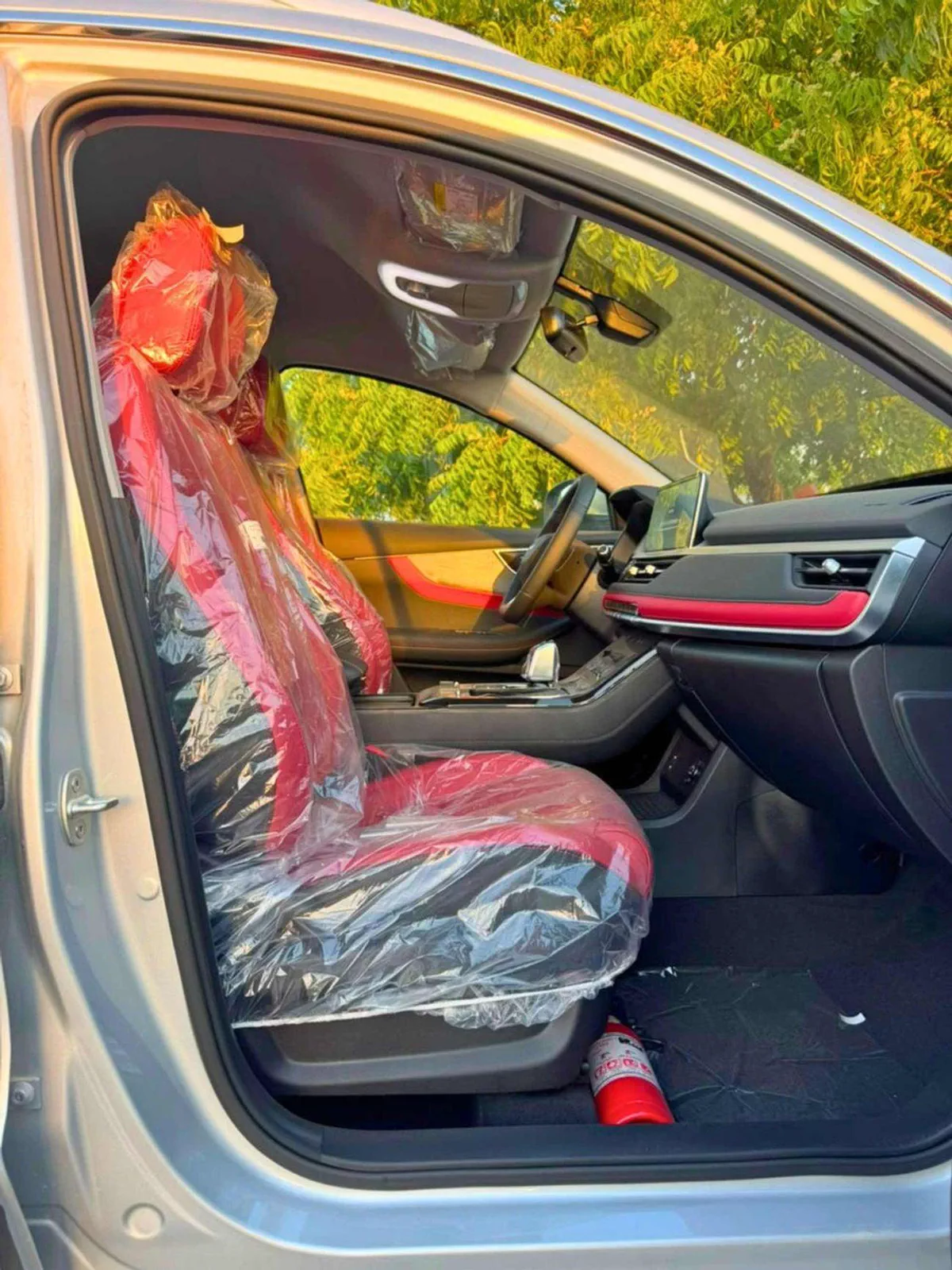 Chery Tiggo 7 LUXURY 1.5L PETROL V4 || LEATHER SEATS / BIG DVD+CAMERA / REAR PARKING SENSOR (CODE # TG7CSTDO)-10-0