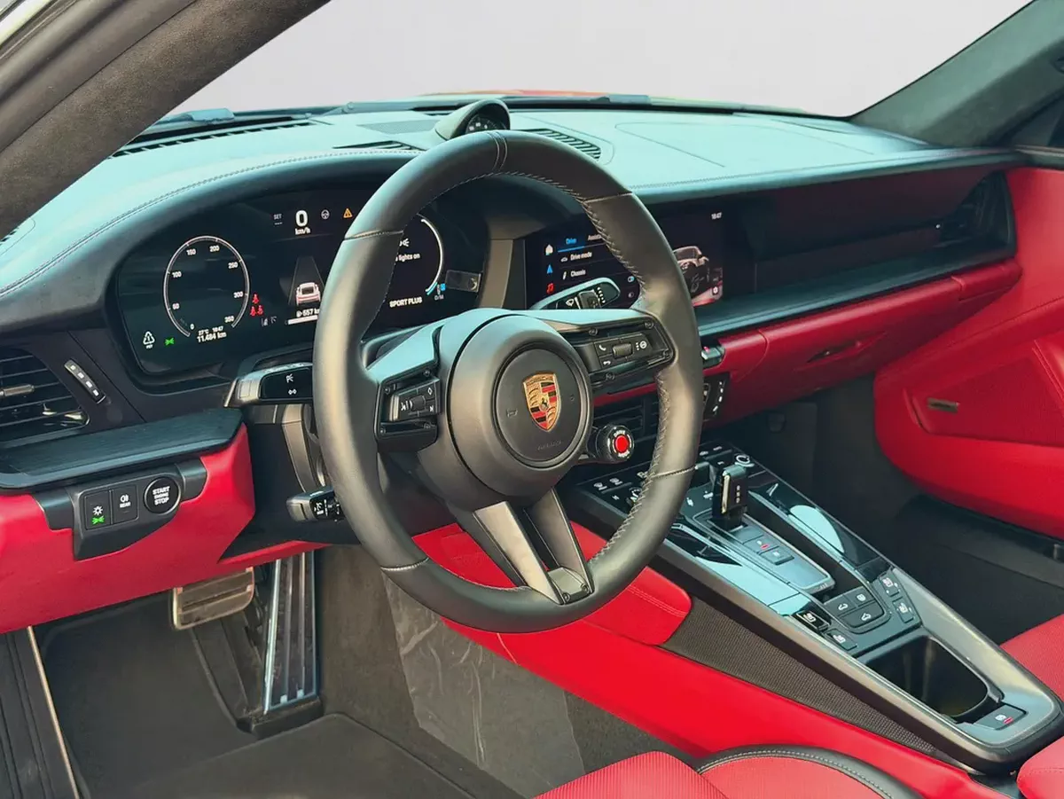 AGENCY WARRANTY UNTIL 2031 (Incl 3-Year Extended Warranty) | PORSCHE 911 CARRERA GT | 2026-14-14