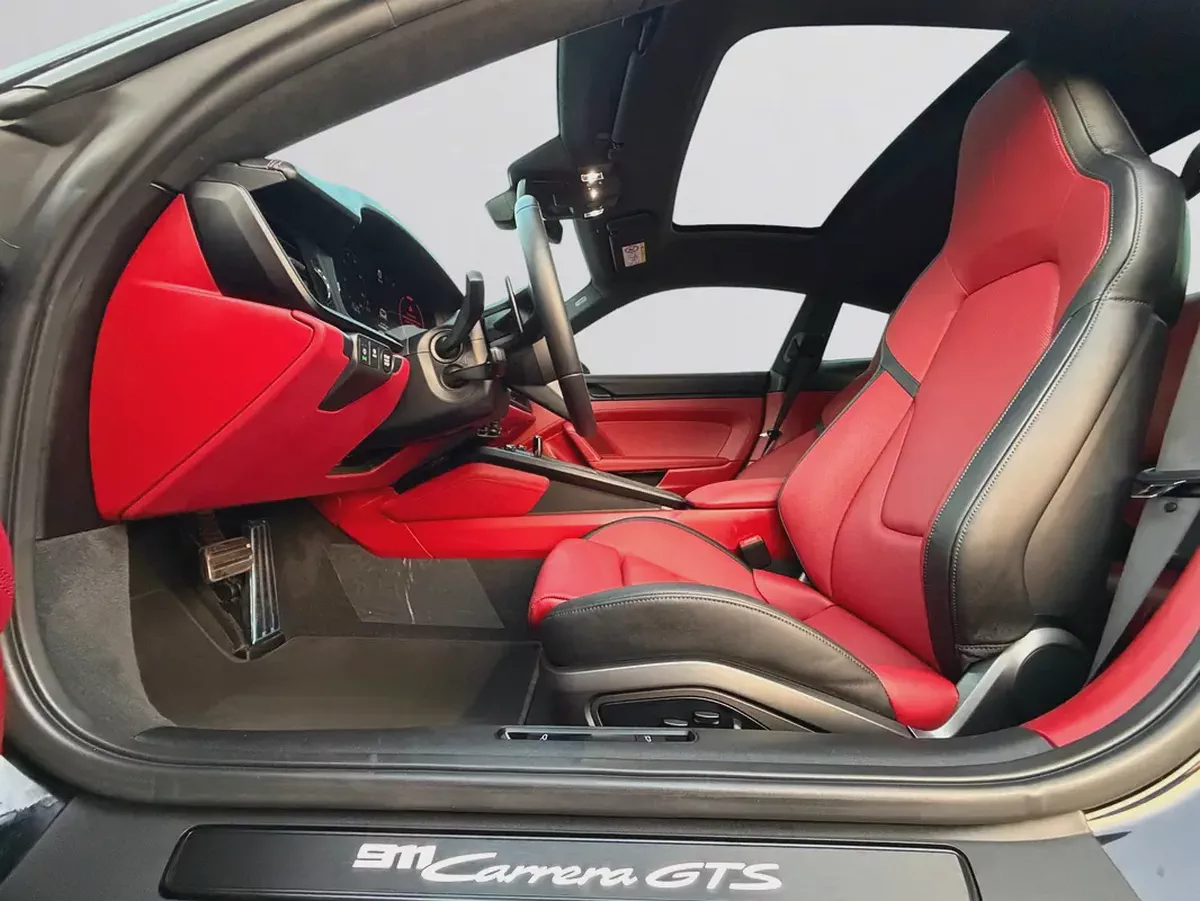 AGENCY WARRANTY UNTIL 2031 (Incl 3-Year Extended Warranty) | PORSCHE 911 CARRERA GT | 2026-19-19