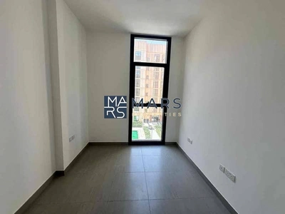 The Cozy & Stunning 1BHK Apartment for Rent Available-9