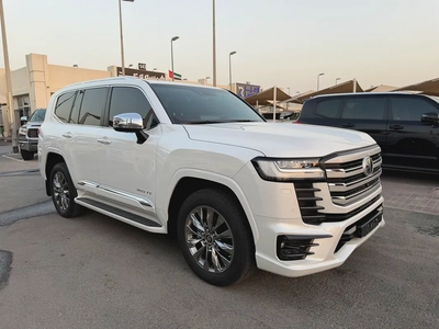 Toyota Land Cruiser 2024 VXR GCC Specs - تويوتا لاند كروزر 2024 VXR توين تيربو-4