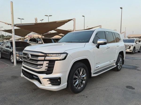 Toyota Land Cruiser 2024 VXR GCC Specs - تويوتا لاند كروزر 2024 VXR توين تيربو