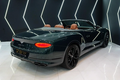 Bentley Continental GTC V8-8