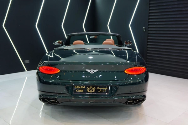 Bentley Continental GTC V8