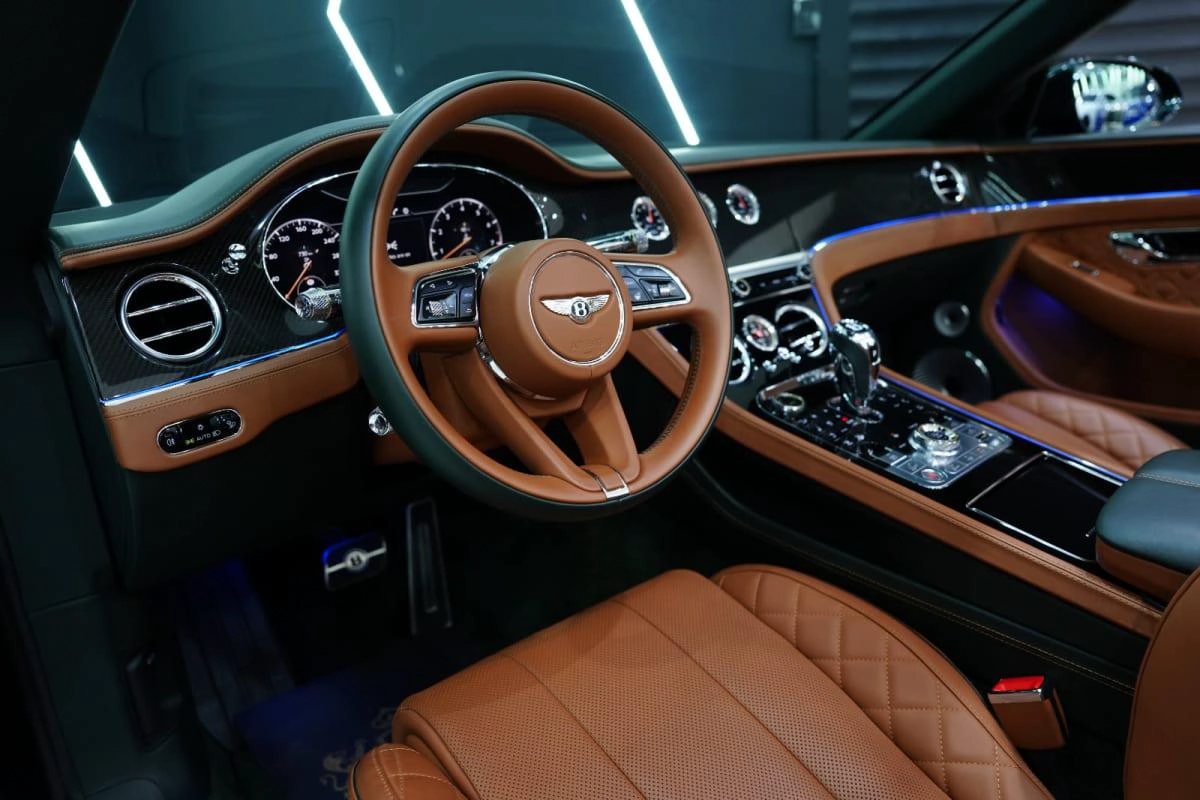 Bentley Continental GTC V8-6-6