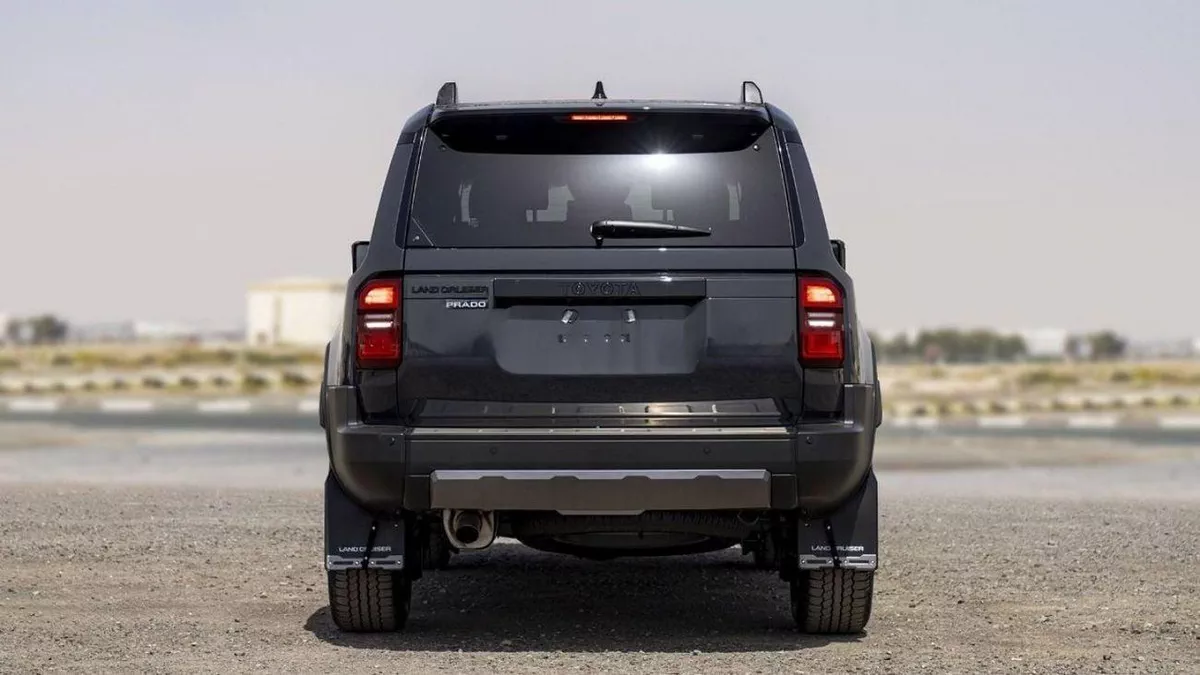Toyota Prado VXR (LHD) TOYOTA PRADO 250 WX+ LUXURY 2.8D AT MY2025 - GREY-4-0