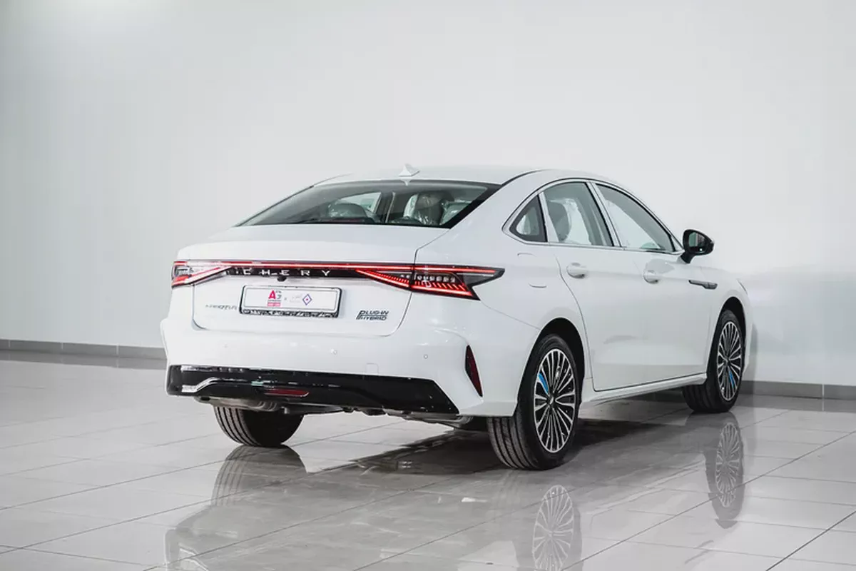 2YR WARRANTY | AED 1,300 PM | GCC | 1.5L PLUG-IN HYBRID | 1,200KMS RANGE-3-3