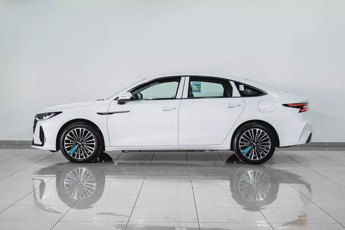 2YR WARRANTY | AED 1,300 PM | GCC | 1.5L PLUG-IN HYBRID | 1,200KMS RANGE-6-6