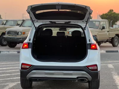 Hyundai Santa Fe 2020 Hyundai Santafe FE ,SE 2.4L V4 - Rear Camera & Sensor - AWD 4x4 --17