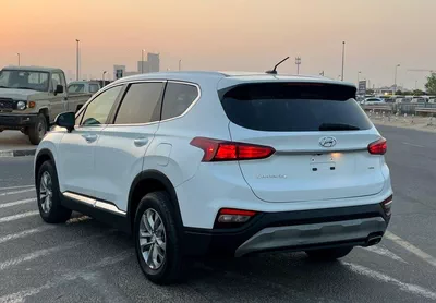 Hyundai Santa Fe 2020 Hyundai Santafe FE ,SE 2.4L V4 - Rear Camera & Sensor - AWD 4x4 --3