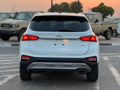 Hyundai Santa Fe 2020 Hyundai Santafe FE ,SE 2.4L V4 - Rear Camera & Sensor - AWD 4x4 --4