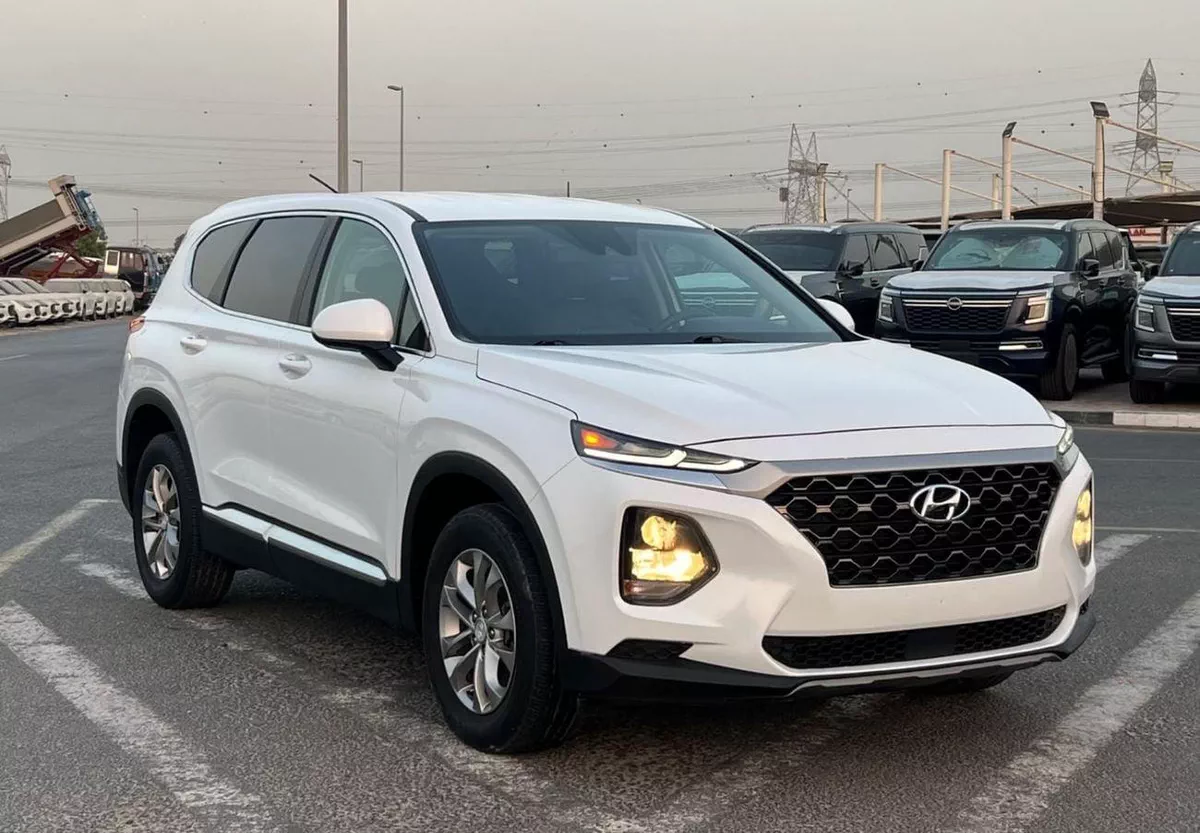 Hyundai Santa Fe 2020 Hyundai Santafe FE ,SE 2.4L V4 - Rear Camera & Sensor - AWD 4x4 -