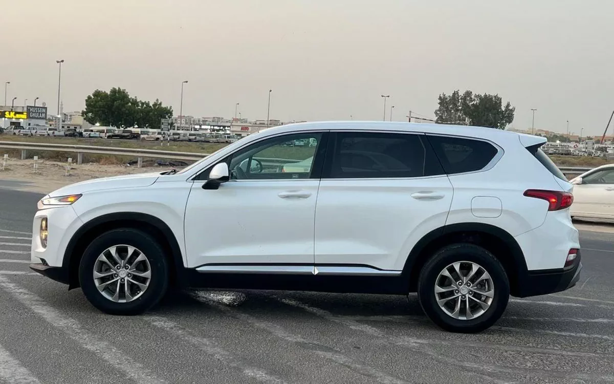 Hyundai Santa Fe 2020 Hyundai Santafe FE ,SE 2.4L V4 - Rear Camera & Sensor - AWD 4x4 --7-0