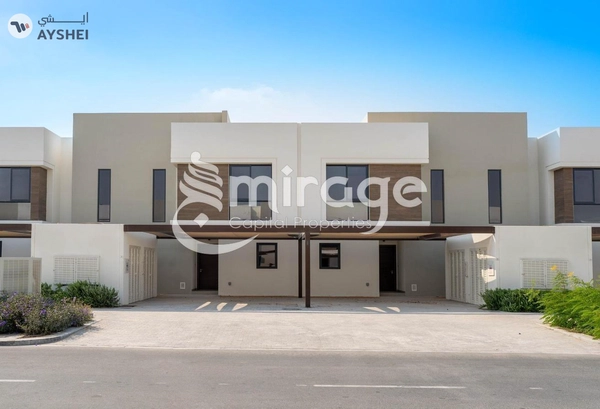 Townhouse for sale in Noya Viva, Noya