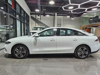 MG MG 8 2026 GCC-3