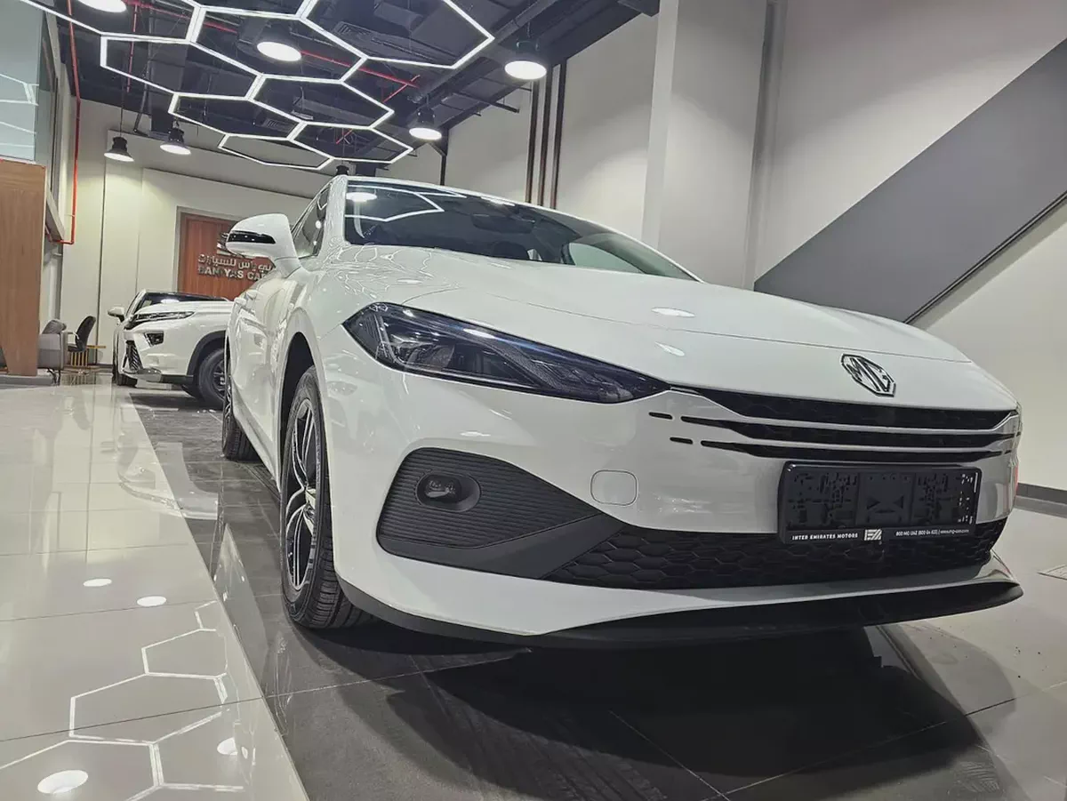 MG MG 8 2026 GCC-2-2