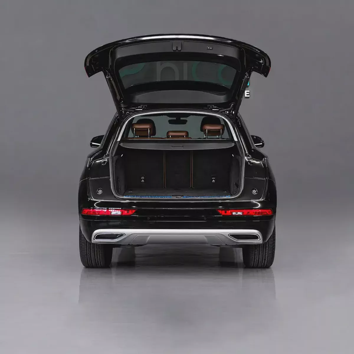 AED 1,340 pm • 0% Downpayment • Audi Q5 45Tfsi • 1 Year Warranty-4-4