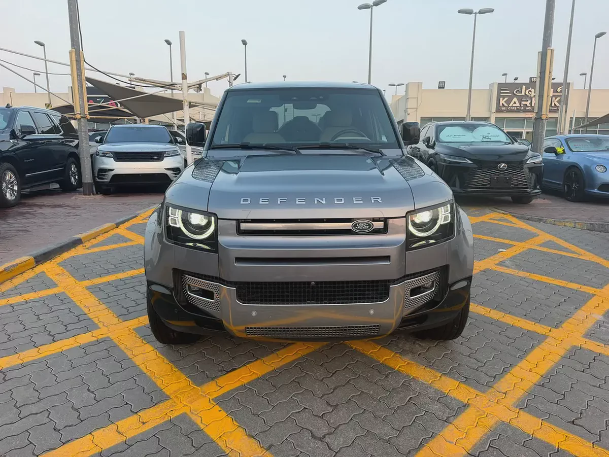 2023 Land Rover Defender 110 X-Dynamic SE P400-2-2