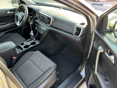 Kia Sportage LX 2020 Kia Spotage Mid-Option - 2.4L V4 - Rear Camera - Electric Seat-12