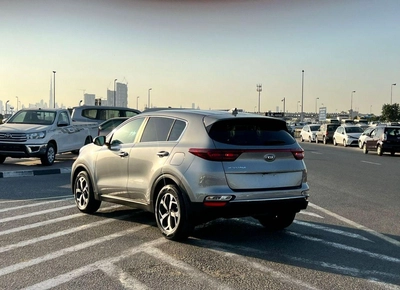 Kia Sportage LX 2020 Kia Spotage Mid-Option - 2.4L V4 - Rear Camera - Electric Seat-4