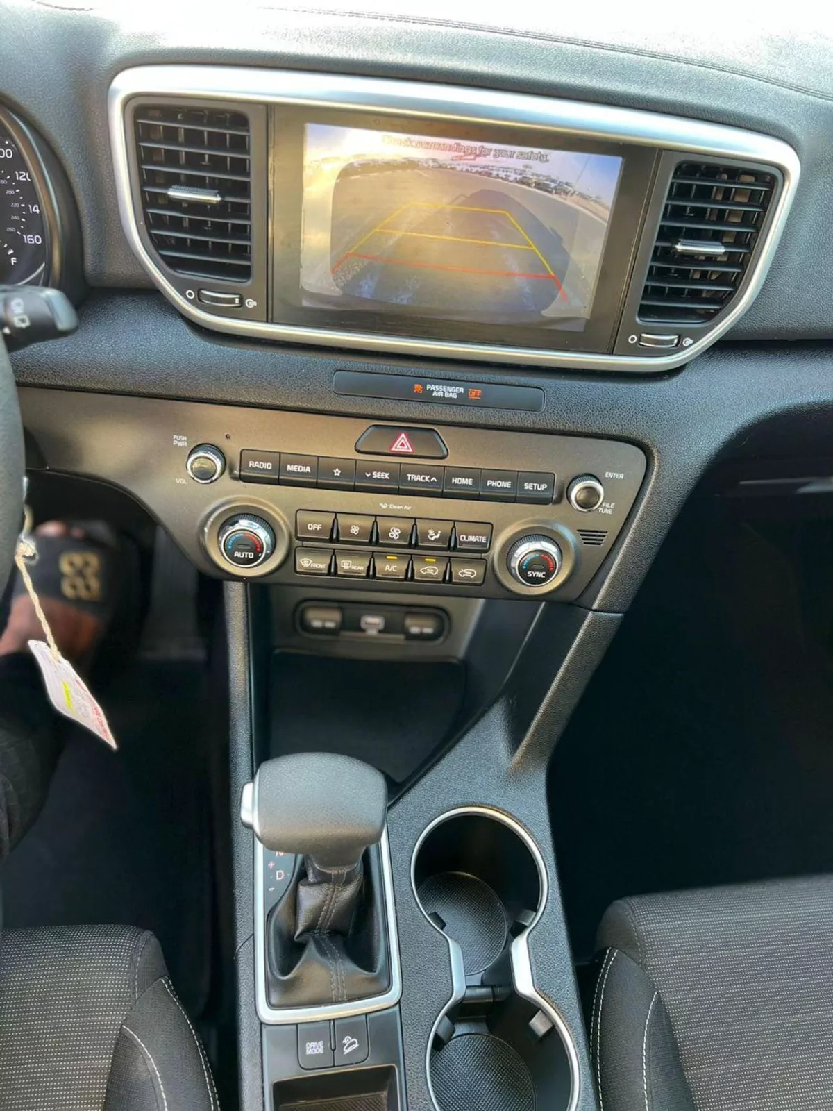 Kia Sportage LX 2020 Kia Spotage Mid-Option - 2.4L V4 - Rear Camera - Electric Seat-18-0