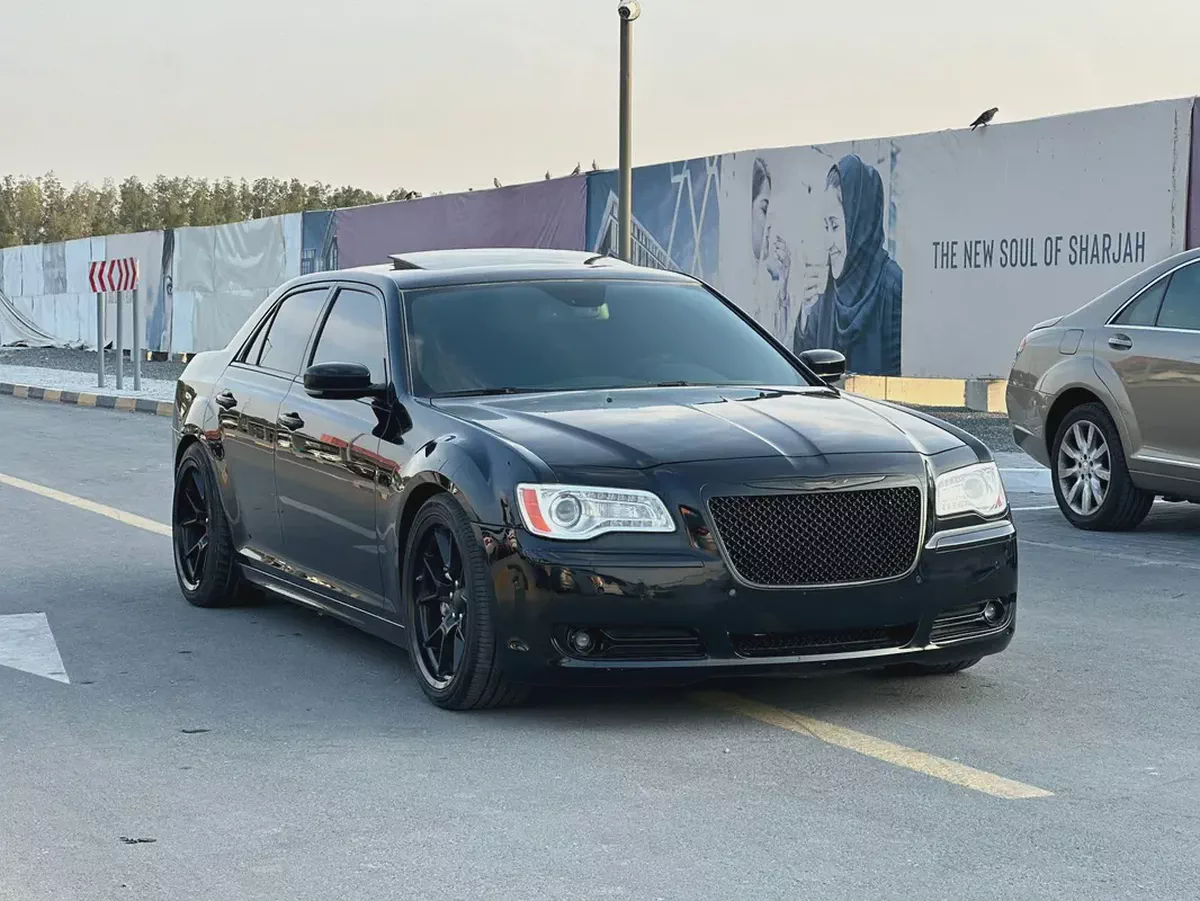كرايسلر SRT مواصفات خليجية 2014 بحالة جيدة-1-1