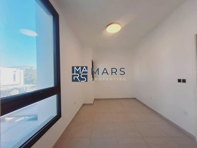02 BEDROOMS TOWNHOUSE IS AVAILABLE FOR RENT IN ALJADA-12