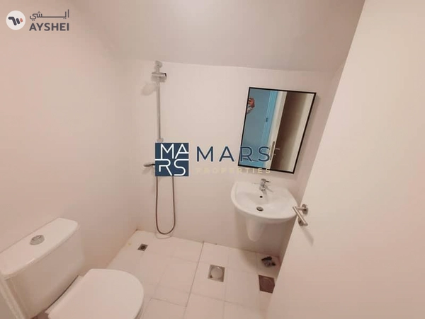 02 BEDROOMS TOWNHOUSE IS AVAILABLE FOR RENT IN ALJADA