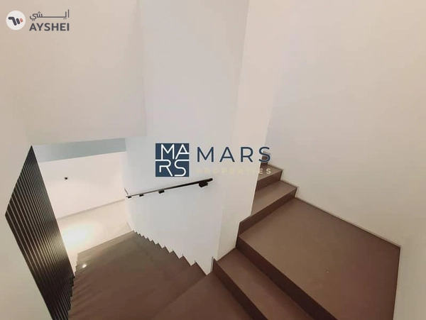 02 BEDROOMS TOWNHOUSE IS AVAILABLE FOR RENT IN ALJADA