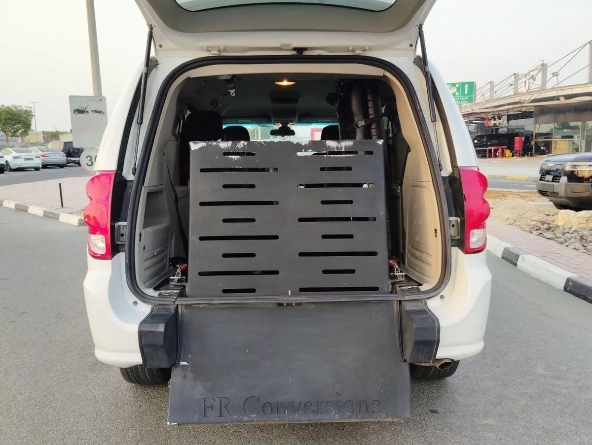 Dodge Grand Caravan SE Dodge-1-0