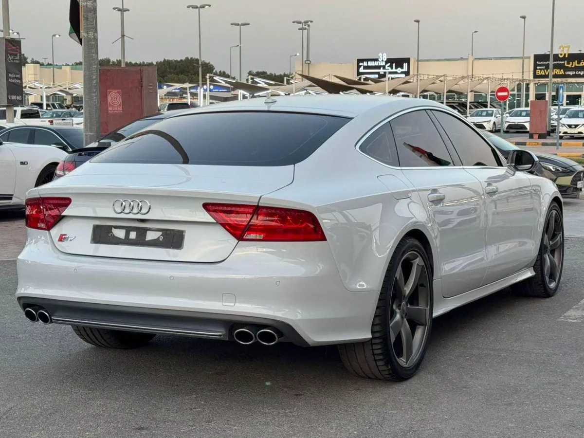 Audi S7 Top 4.0L (420 HP)-1-0