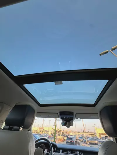 Land Rover Range Rover Vogue HSE 2018 - American Specs-5