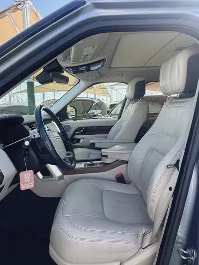 Land Rover Range Rover Vogue HSE 2018 - American Specs-7